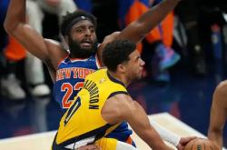 B体育体育官方-步行者胜开拓者，继续争夺季后赛资格