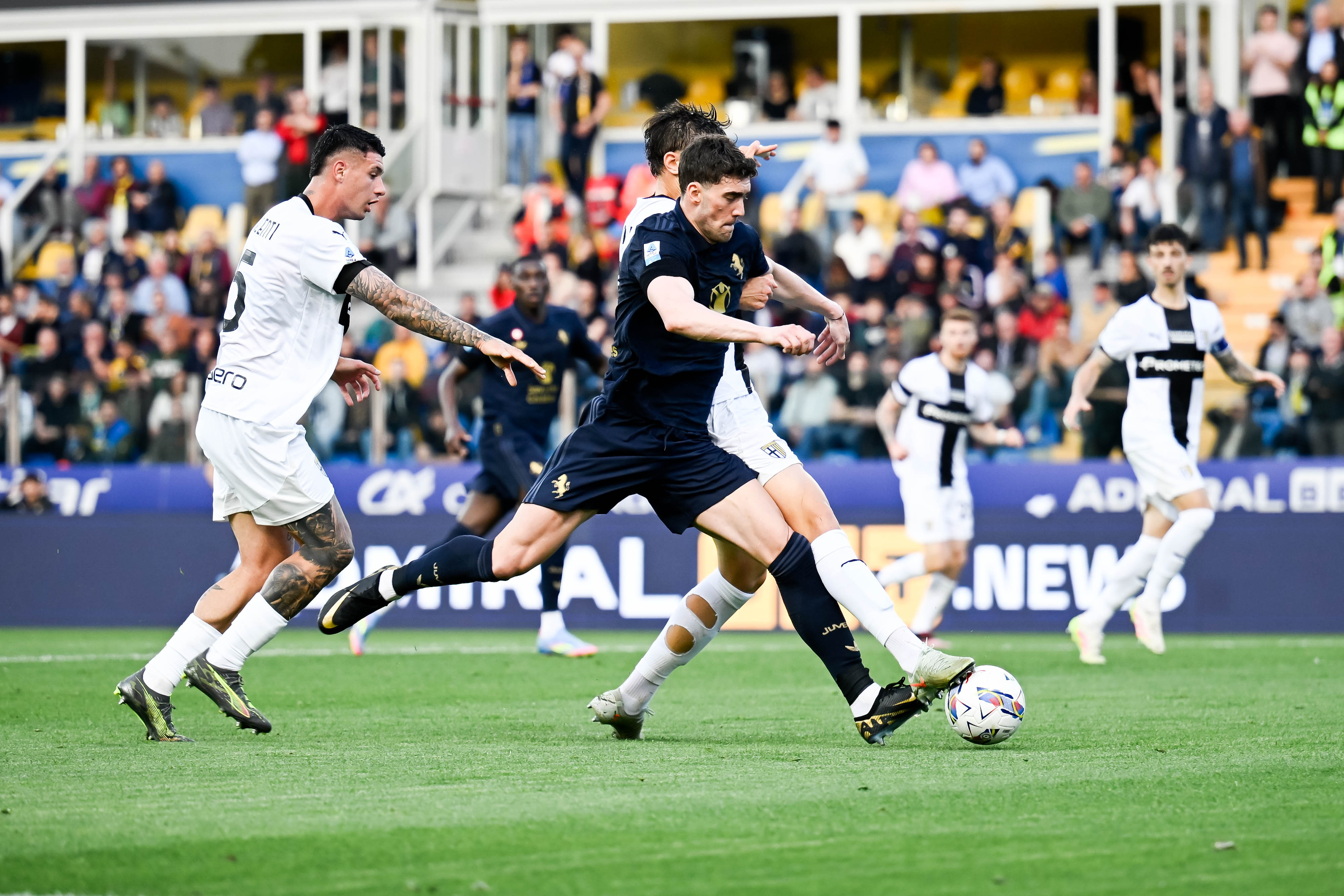 尤文图斯客场作战勇夺三分，队员士气高涨备战下轮的简单介绍
