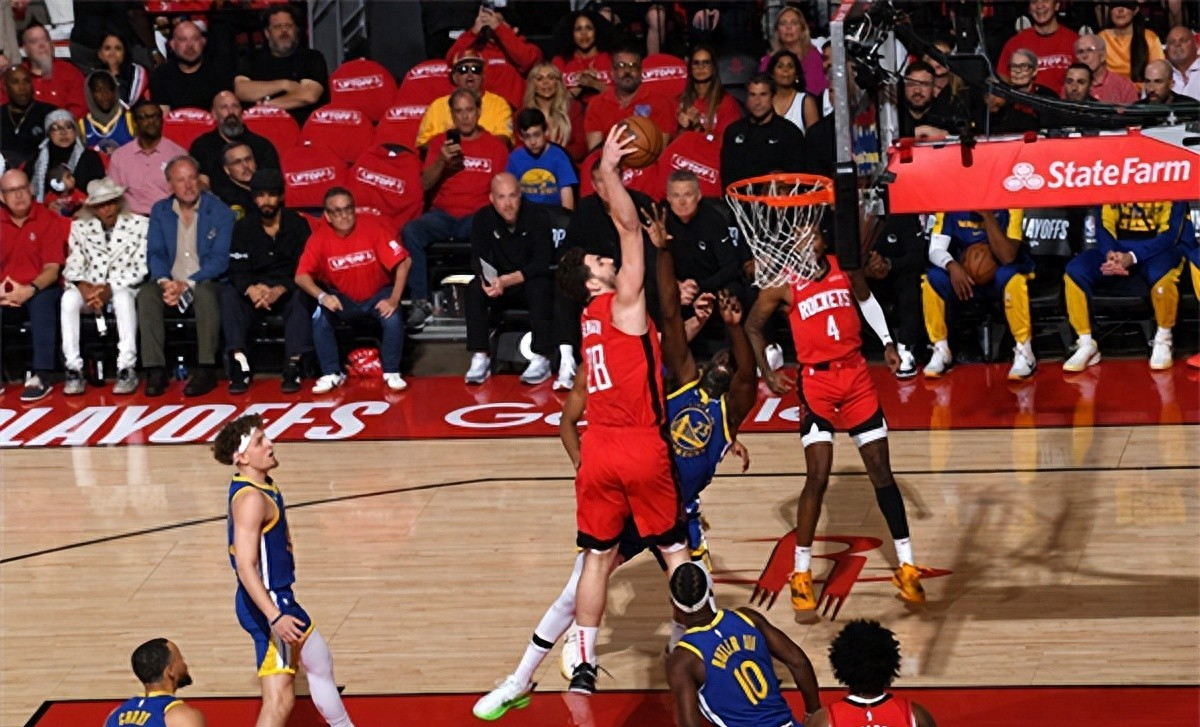 美国职业篮球联赛季前赛火爆开打 美国职业篮球联赛季前赛火爆开打