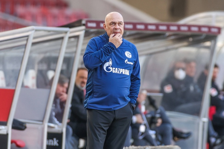 沙尔克客场失利,保级前景堪忧的简单介绍 沙尔克客场失利,保级前景堪忧的简单介绍