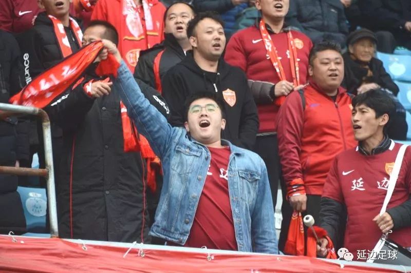 包含延边富德主场不敌对手，保级困境严重的词条