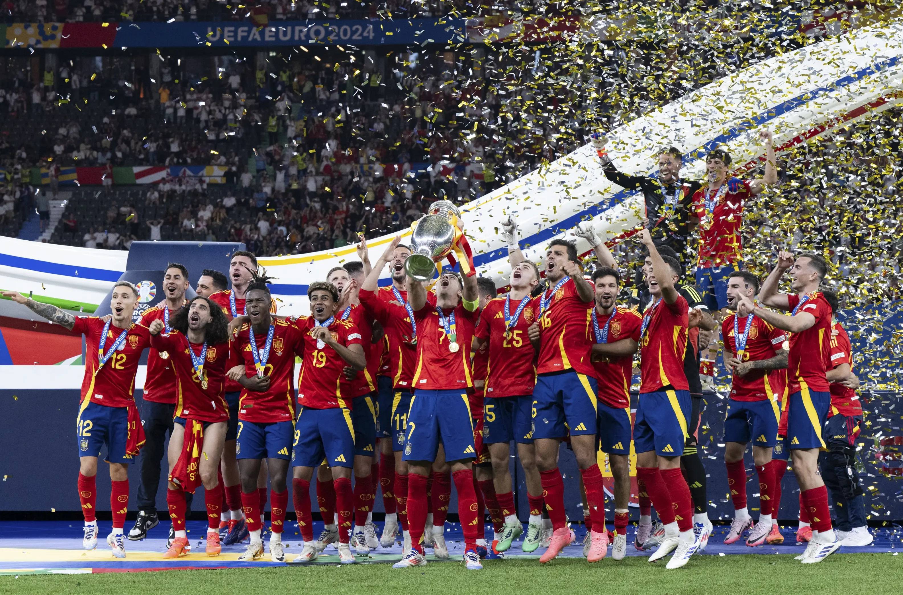 精彩绝伦!欧洲国家杯赛场上火花四溅的简单介绍 精彩绝伦!欧洲国家杯赛场上火花四溅的简单介绍