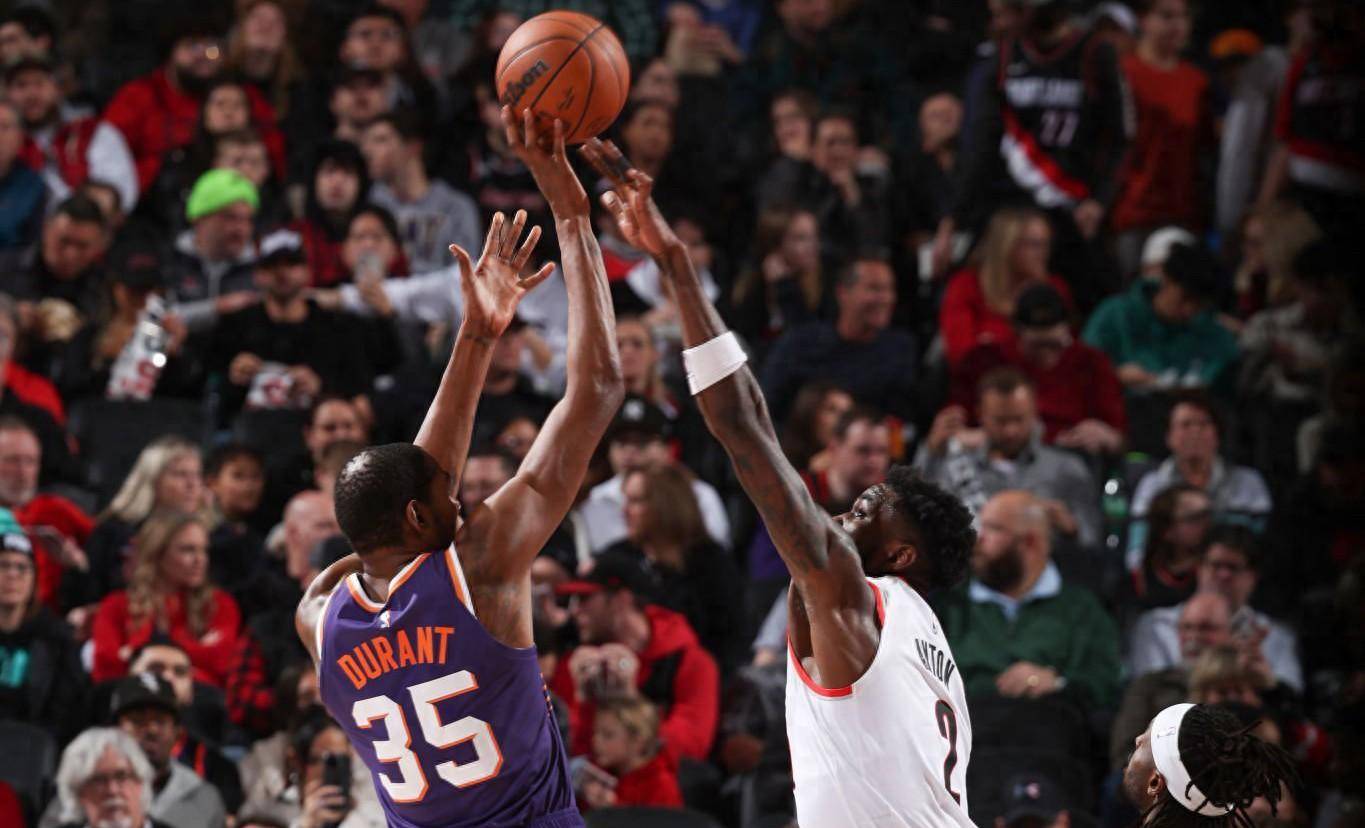 开拓者逆转太阳，利拉德砍下绝杀三分球