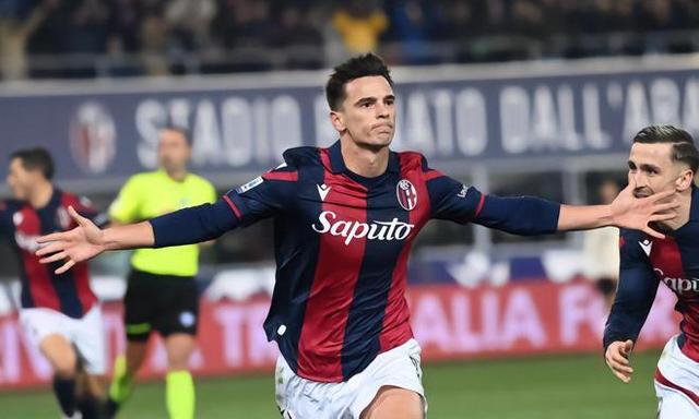 包含博洛尼亚爆冷击败强队，积分榜上升至前列的词条