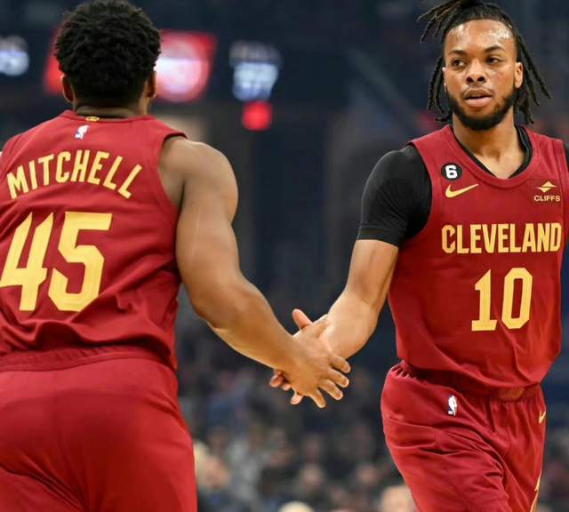 包含步行者大胜灰熊，东区豪强彰显实力的词条